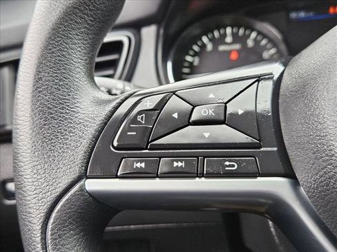 Used 2020 Nissan Rogue Sport S w/ Appearance Package FWD image 25