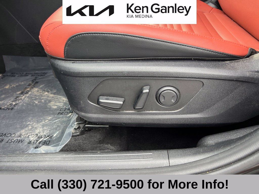 Certified 2024 Kia Sportage SX AWD/4WD image 26