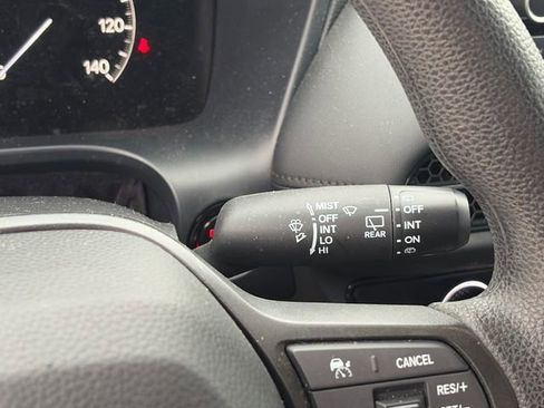 Used 2024 Honda HR-V LX image 22