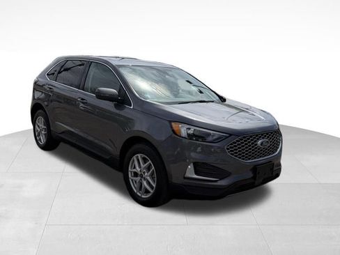 Used 2024 Ford Edge SEL image 10