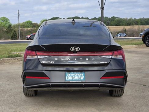 New 2026 Hyundai Elantra Limited w/ Cargo Package FWD image 4