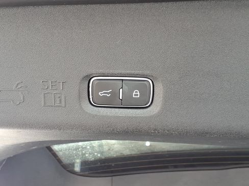 Used 2025 Ford Expedition Max Platinum AWD/4WD image 22