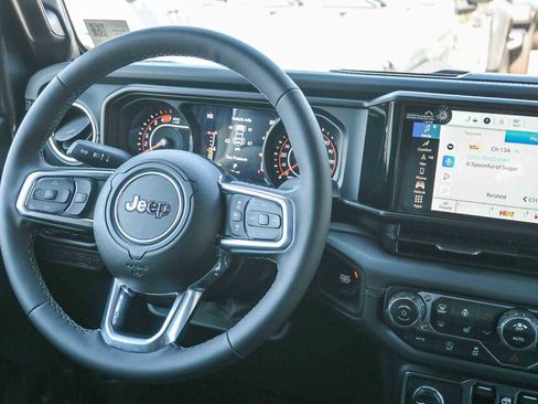 New 2025 Jeep Wrangler Sahara w/ Technology Group image 19