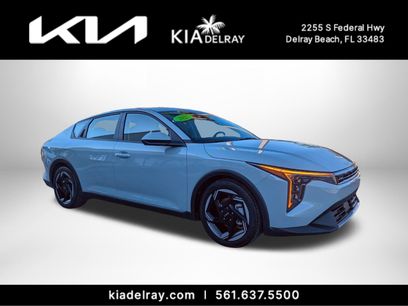 Certified 2025 Kia K4 EX