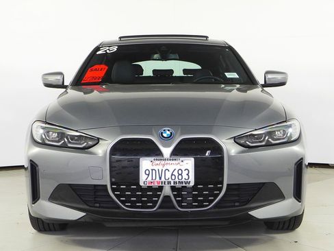 Used 2023 BMW i4 eDrive40 image 3