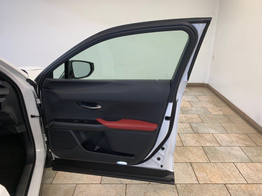Used 2022 Lexus UX 250h F Sport w/ F Sport Premium Package AWD/4WD image 52