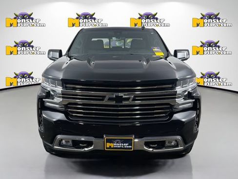 Used 2019 Chevrolet Silverado 1500 High Country w/ Technology Package AWD/4WD image 2