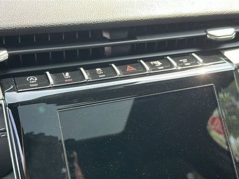 New 2025 Jeep Grand Cherokee L Laredo AWD/4WD image 18