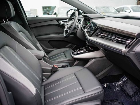Used 2023 Audi Q4 e-tron Premium Plus w/ Premium Plus image 16