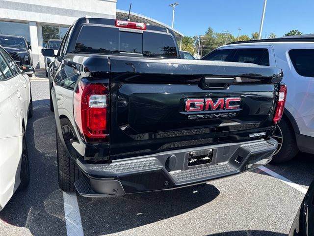 Used 2024 GMC Canyon Elevation w/ Elevation Premium Package AWD/4WD image 2