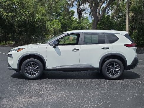 Used 2023 Nissan Rogue S FWD image 9