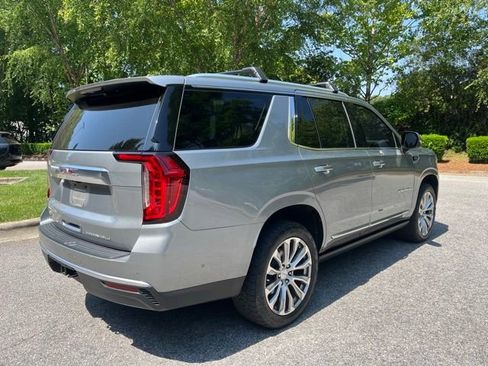 Used 2023 GMC Yukon Denali w/ Denali Reserve Package AWD/4WD image 9