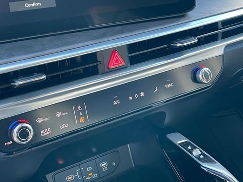 New 2026 Kia Sorento SX image 15