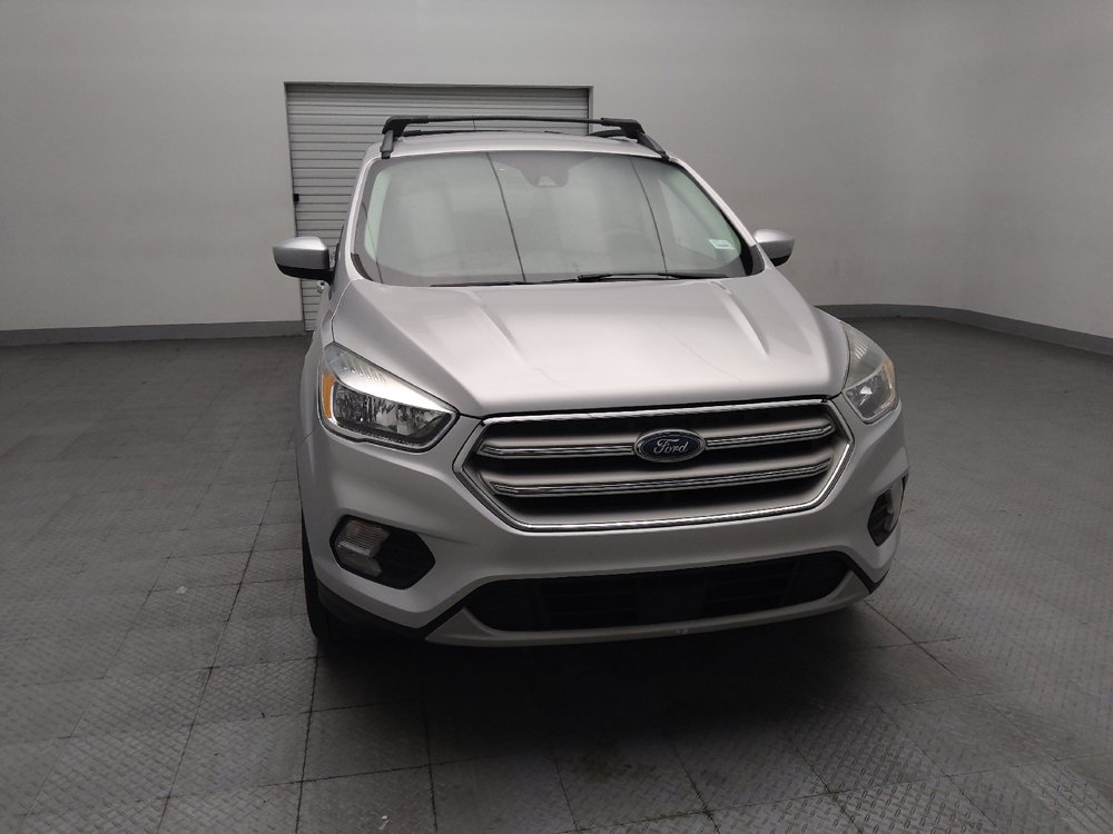 Used 2018 Ford Escape SE w/ Ford Safe & Smart Package AWD/4WD image 14