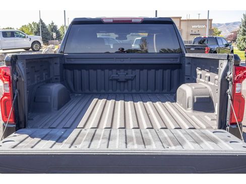 Used 2022 Chevrolet Silverado 1500 RST AWD/4WD image 14