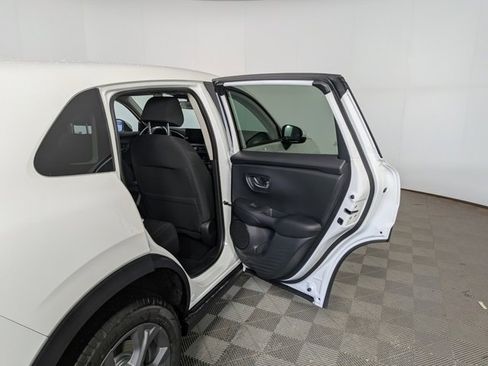 New 2026 Honda HR-V LX image 30