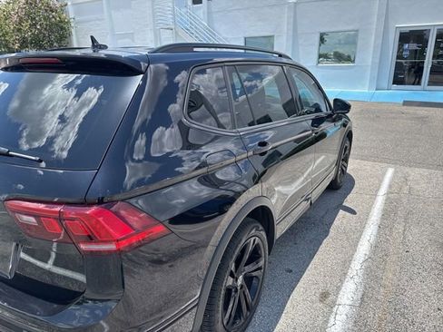 Used 2023 Volkswagen Tiguan SE R-Line FWD image 6