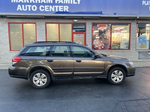 Used 2009 Subaru Outback 2.5i image 4