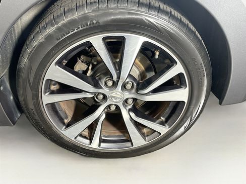 Used 2016 Nissan Maxima 3.5 S image 11