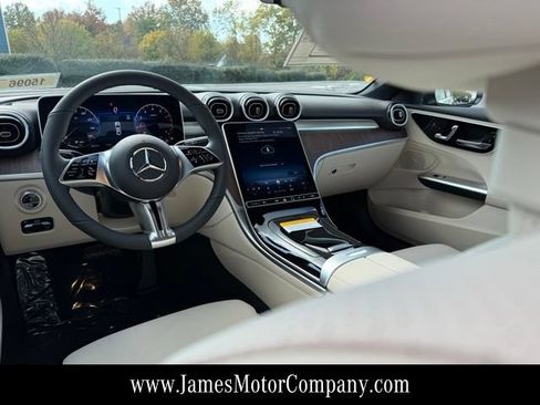 Certified 2026 Mercedes-Benz C 300 4MATIC Sedan image 18