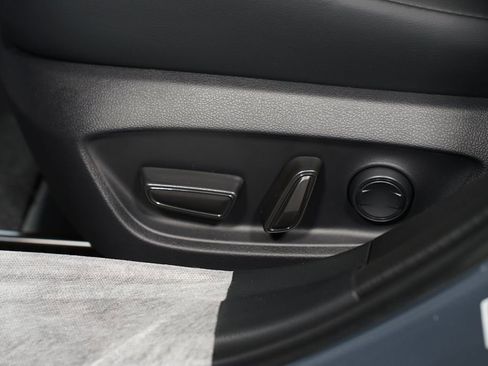 New 2026 Toyota Prius Plug-In Hybrid image 34