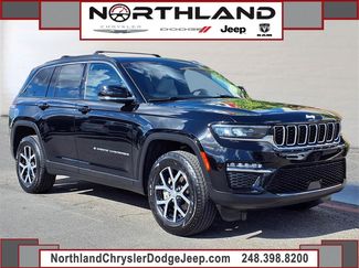 Certified 2025 Jeep Grand Cherokee Limited AWD/4WD video 1