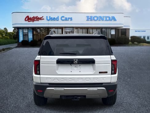 Used 2026 Honda Passport TrailSport Elite image 4