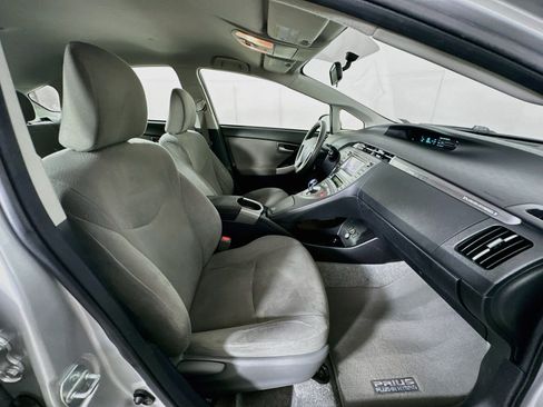 Used 2014 Toyota Prius Prime Plug-In Hybrid FWD image 29