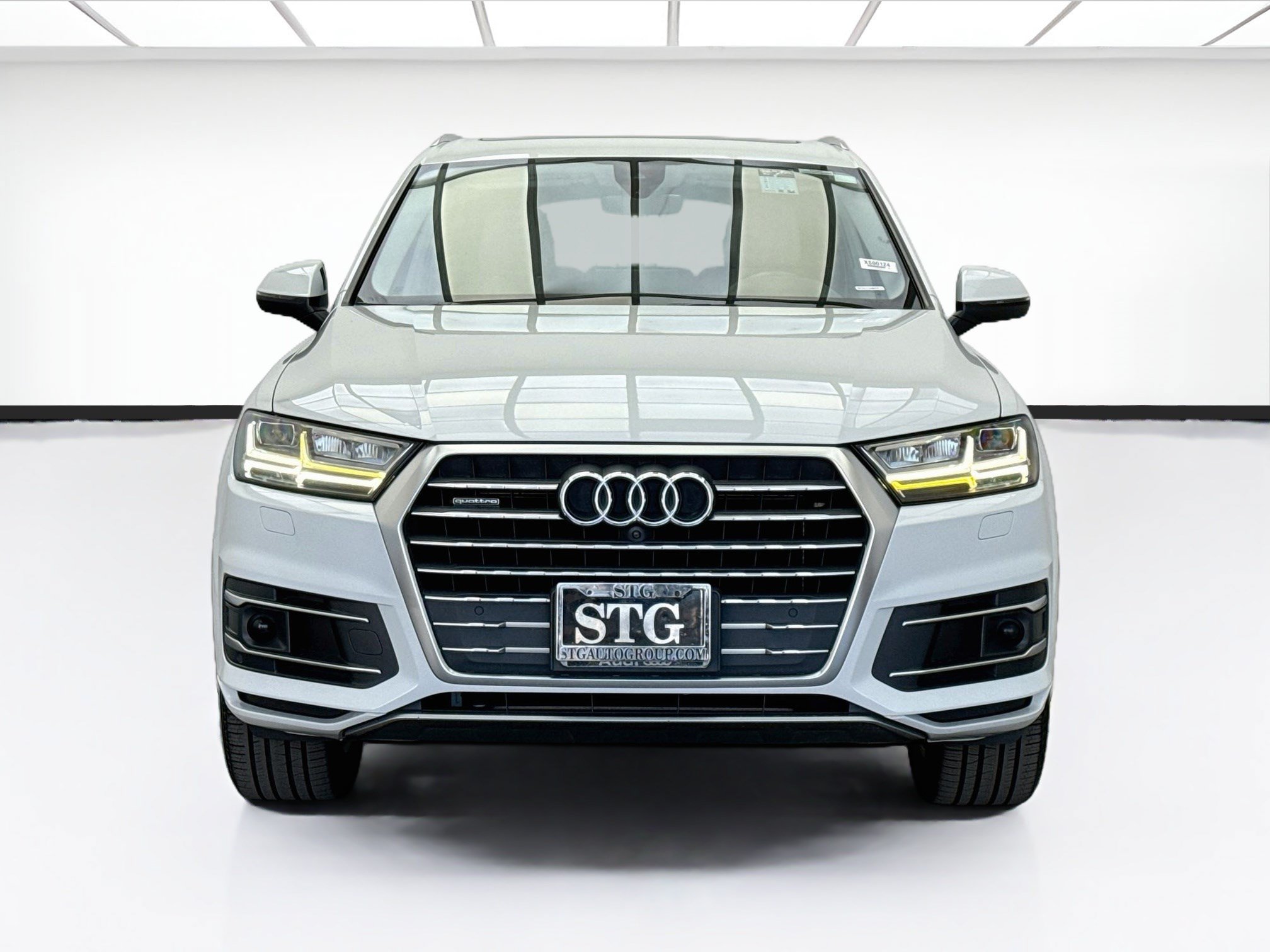Used 2017 Audi Q7 2.0T Premium Plus w/ Premium Plus Package AWD/4WD image 2