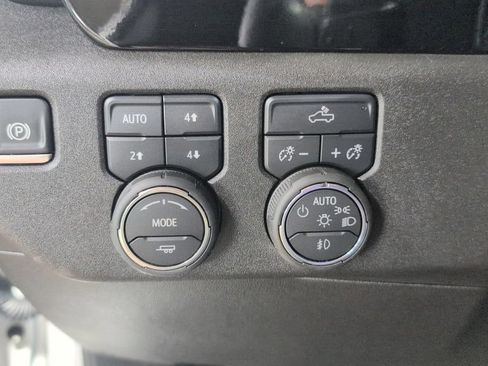 Used 2025 Chevrolet Silverado 1500 RST AWD/4WD image 9