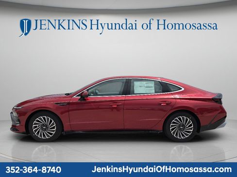 New 2026 Hyundai Sonata Limited FWD image 8