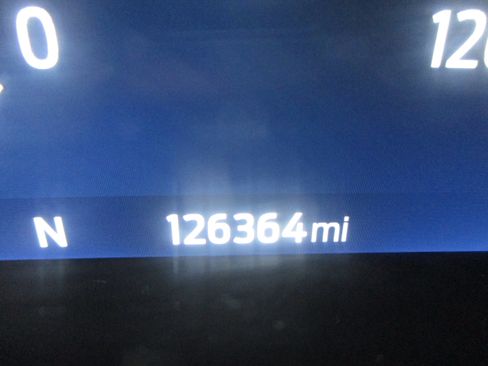 Used 2022 Ford F150 Lariat image 19