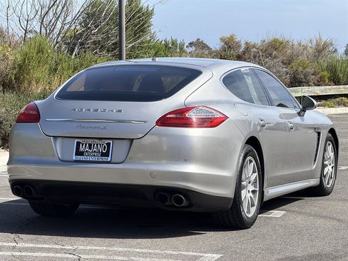 Used 2010 Porsche Panamera S RWD image 6