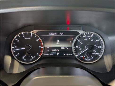 Used 2025 Nissan Rogue SV AWD/4WD image 17