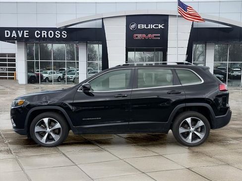 Used 2020 Jeep Cherokee Limited image 8