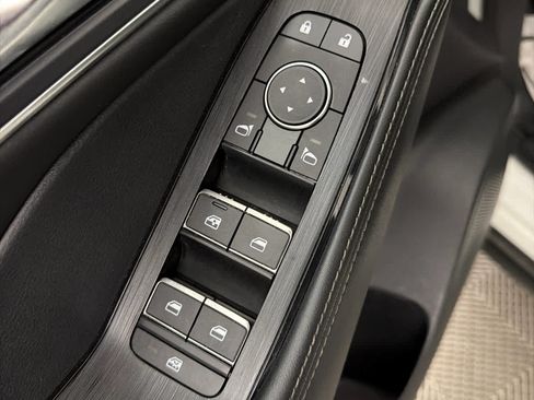 Certified 2023 Nissan Rogue Platinum w/ Platinum Premium Package FWD image 23