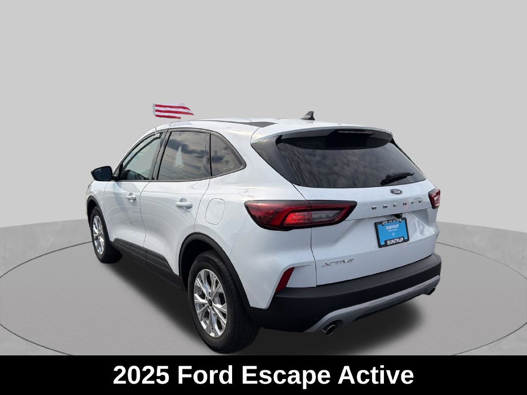 Used 2025 Ford Escape Active FWD image 3
