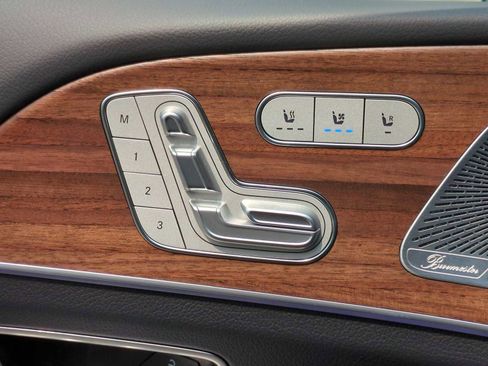 New 2025 Mercedes-Benz GLS 450 4MATIC image 18