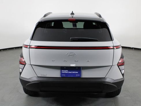 Used 2026 Hyundai Kona SEL Sport FWD image 11