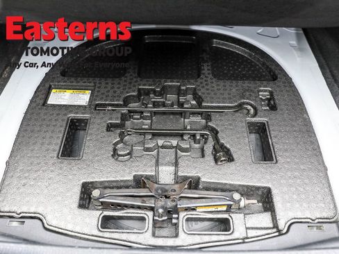 Used 2019 Toyota Camry XLE image 22