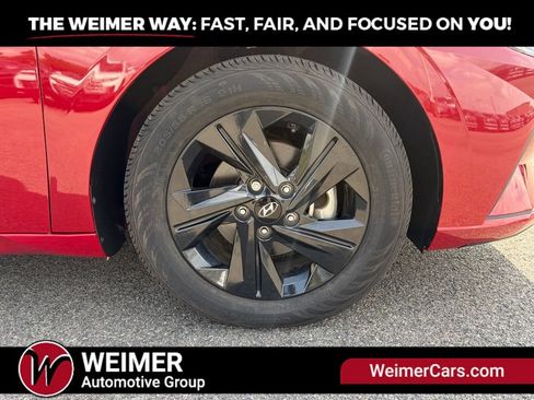 Used 2023 Hyundai Elantra SEL FWD image 12