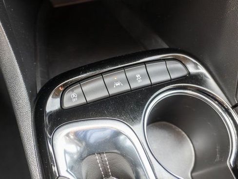 Used 2023 Buick Encore GX Select FWD image 31
