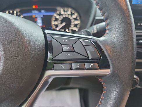Used 2023 Nissan Altima 2.5 SR w/ SR Premium Package FWD image 23
