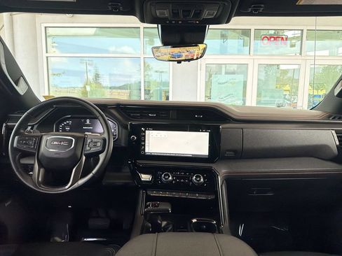 Used 2024 GMC Sierra 1500 AT4 w/ Technology Package AWD/4WD image 21