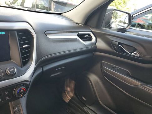 Used 2019 GMC Acadia SLT FWD image 25