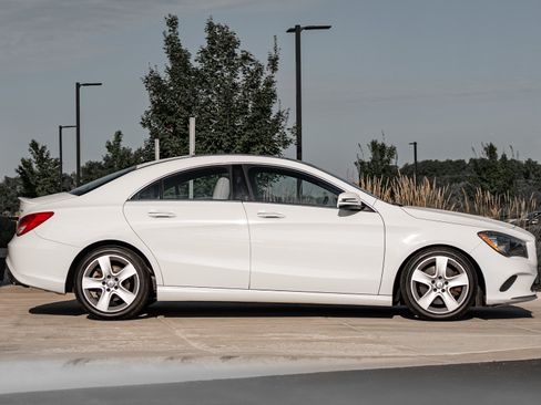 Used 2017 Mercedes-Benz CLA 250 4MATIC image 3