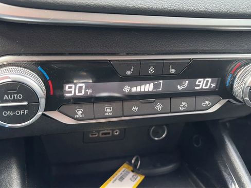 Used 2020 Nissan Altima 2.5 SV image 37