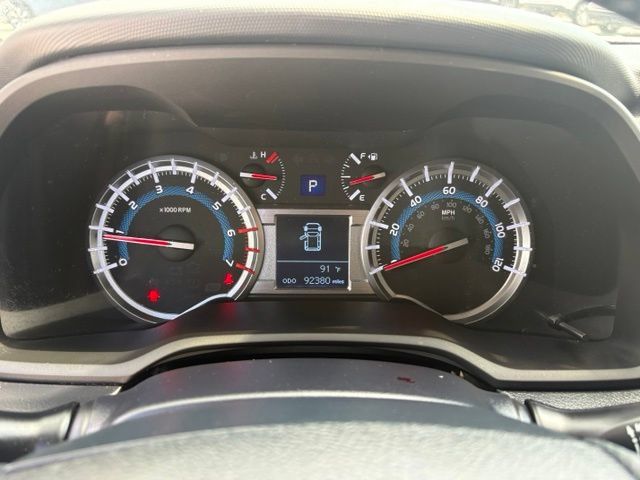 Used 2019 Toyota 4Runner SR5 AWD/4WD image 14