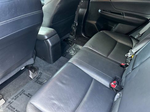 Used 2013 Subaru Crosstrek 2.0i Limited image 11