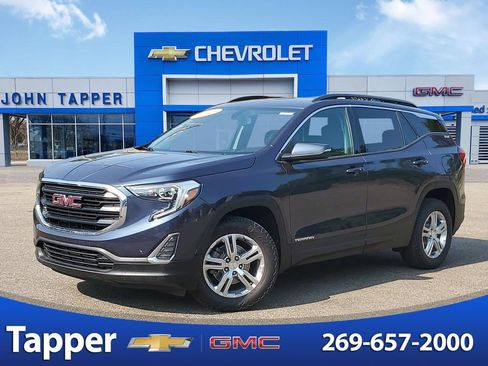Used 2019 GMC Terrain SLE w/ Driver Convenience Package AWD/4WD image 1